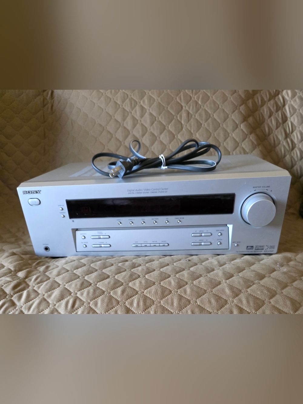 Sony STR-K750P 575-Watt 5.1-Channel Home Theater Receiver Silver